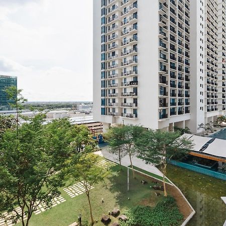 Netflix Studio @ Trefoil Setia City Setia Alam Exterior photo